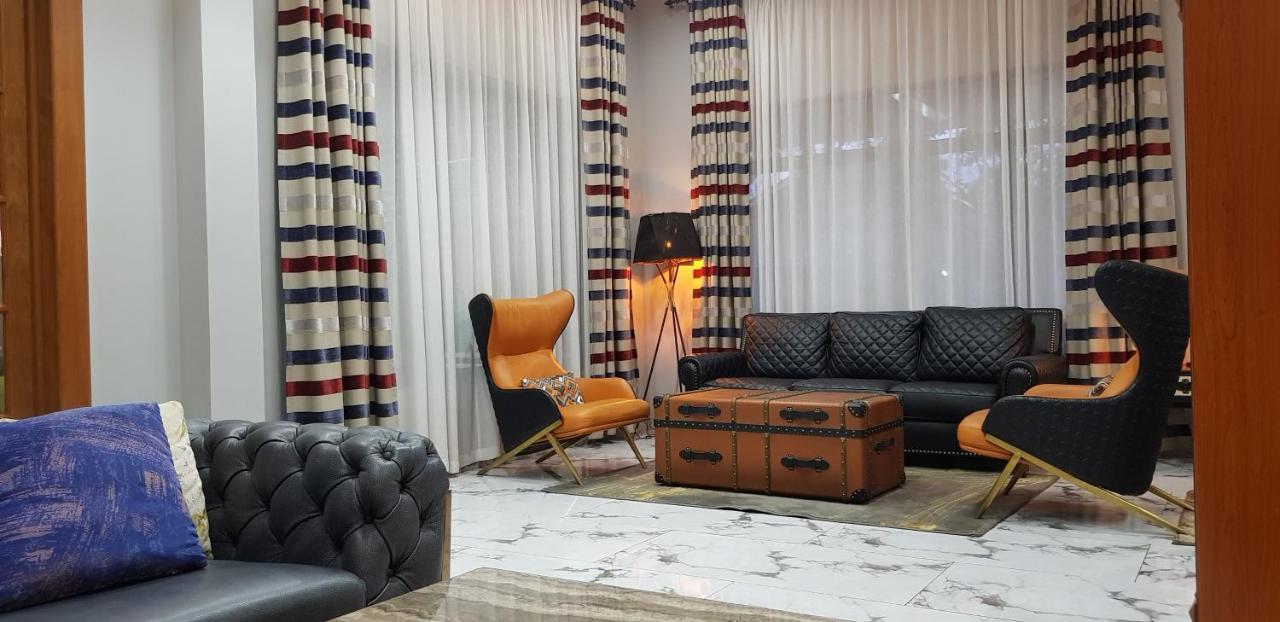 Silver Palm Hotel Аруша Екстериор снимка