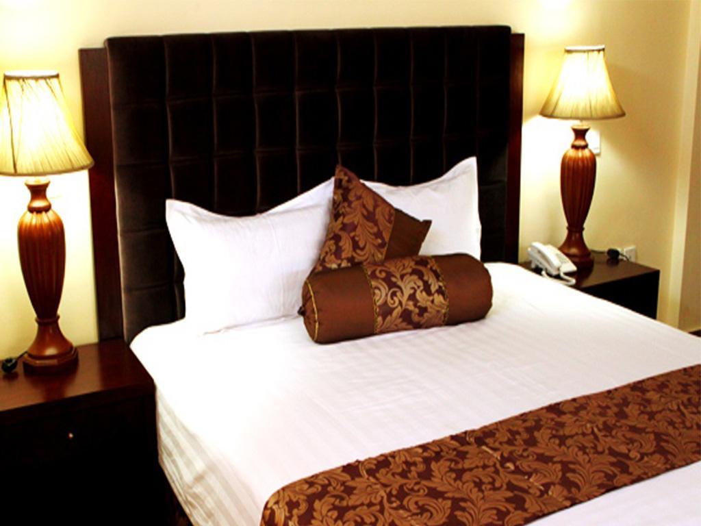 Silver Palm Hotel Аруша Екстериор снимка