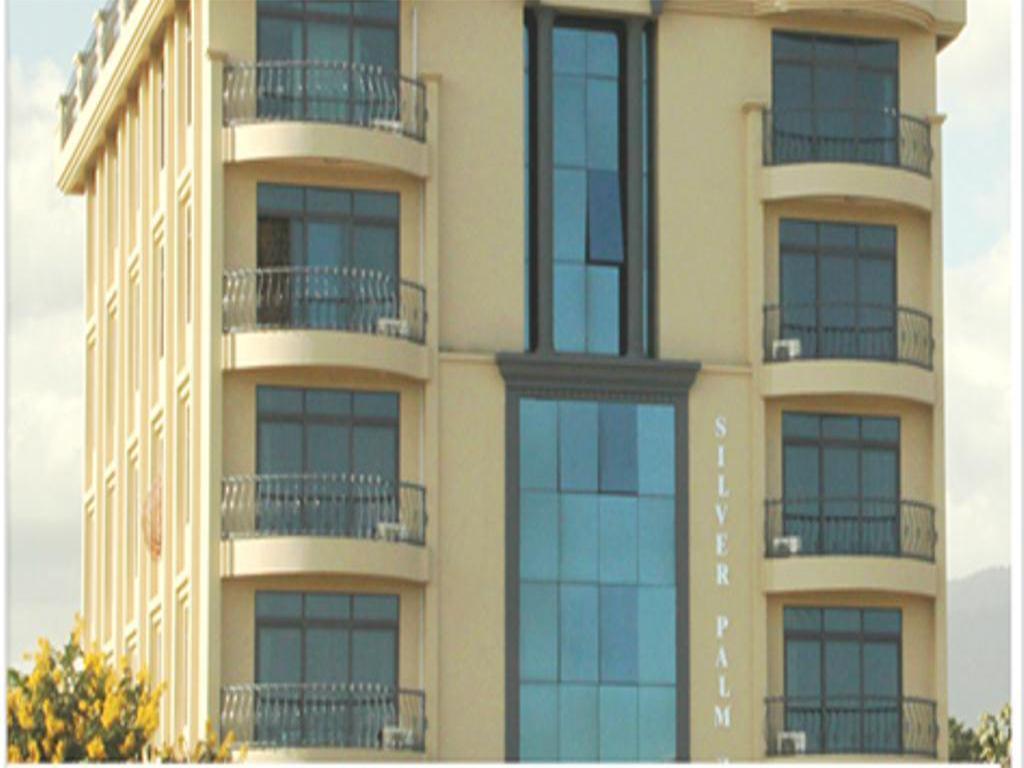 Silver Palm Hotel Аруша Екстериор снимка